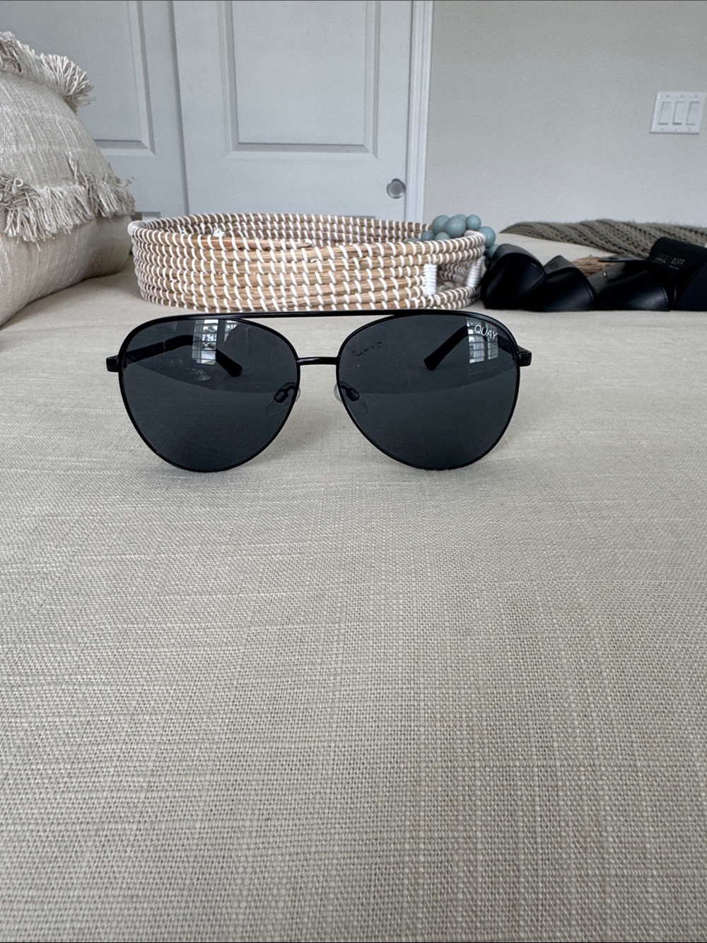 Quay Australia Black Aviator Sunglasses - Picture 2 of 4